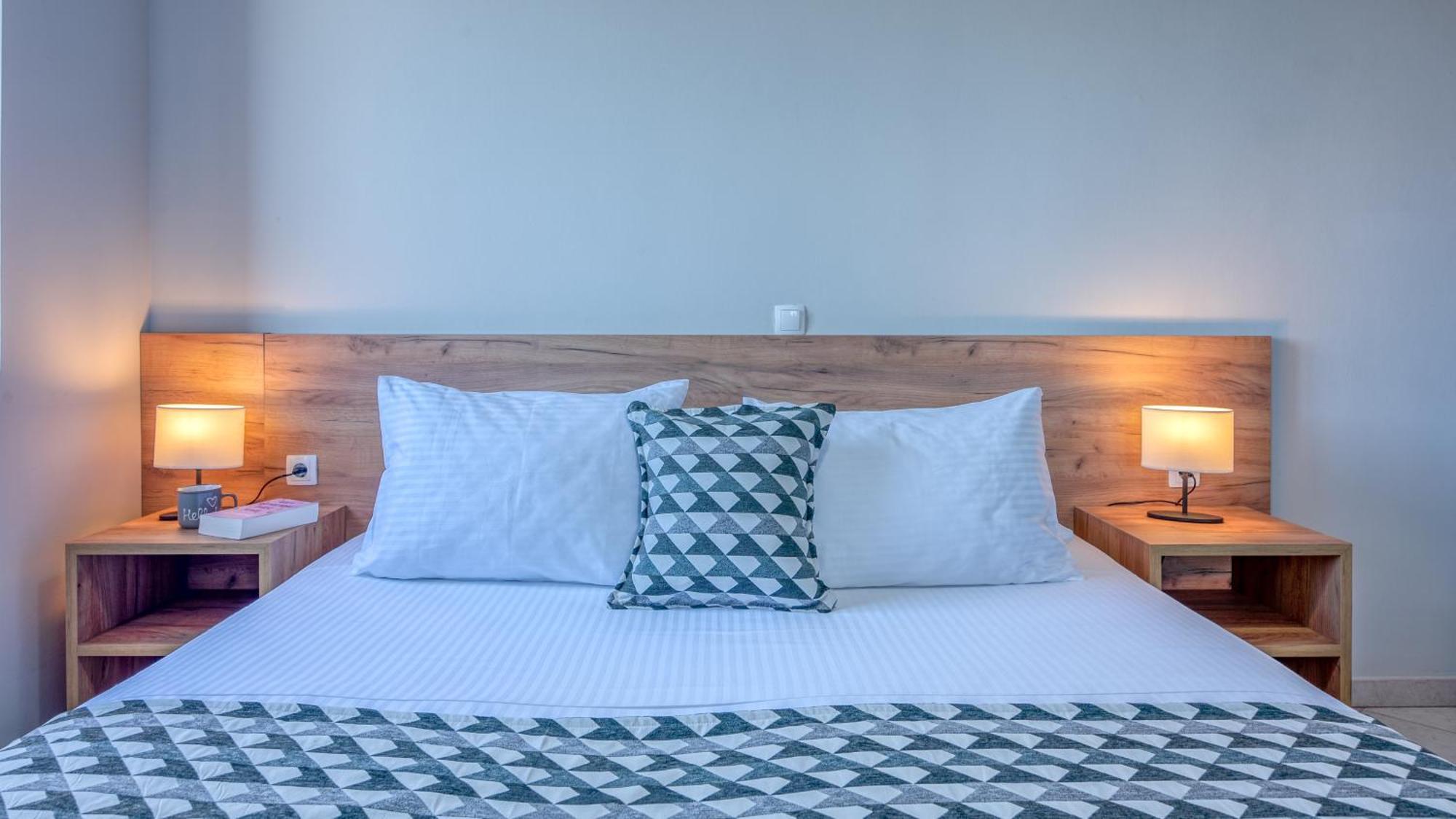 Sunbeam Village House- 5Min From Falassarna Bch Kissamos Bagian luar foto